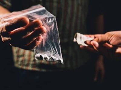 ضرورت گذار از رویکرد سرزنش به درمان در مدیریت اعتیاد