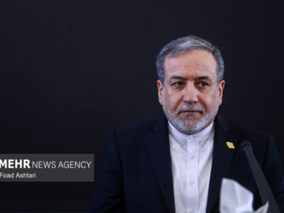 عراقچی: ایران برای پاسخ قاطع به هرگونه تعرض آمریکا آماده است