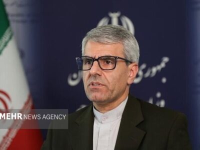 مدعی تبعیت از رسالت محمدی(ص)، رفتار حکومت خود را با همان معیارها بسنجد