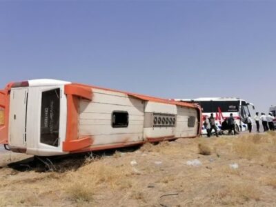 واژگونی اتوبوس در محور سبزوار- نیشابور با 51 مصدوم