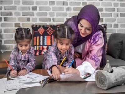 چرا زنان خانه‌دار همچنان در سیاست‌گذاری نادیده گرفته می‌شوند؟