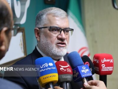 ۱۲۰۰مدرسه و ۷۰۰ مسجد در استان تهران به سامانه‌های خورشیدی مجهز می شوند