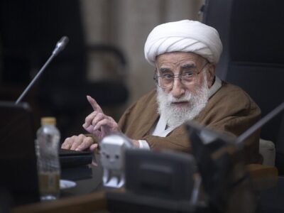 آیت‌الله جنتی: نیازمند روحیه جهادی در عرصه نبرد اقتصادی هستیم