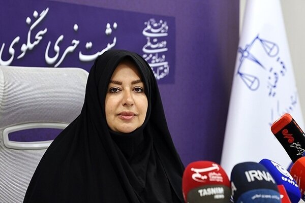 استانداران بر اجرای قانون ثبت رسمی معاملات اموال غیرمنقول نظارت کنند
