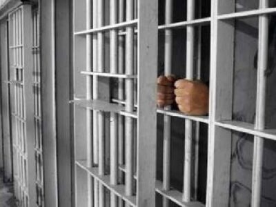 انتقال زندان‌های کشور به خارج از بافت‌شهری در دست پیگیری است