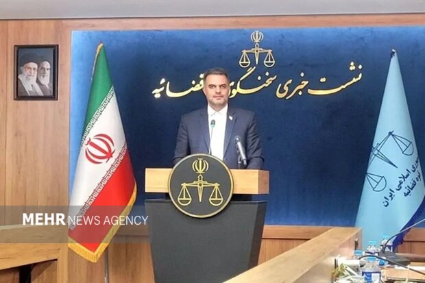 تشکیل پرونده برای مدیران متخلف در روند صدور مجوزهای کسبوکار