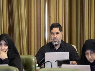 تقلیل مسائل زنان ایرانی به موضوع حجاب، نادیده گرفتن دستاوردها است