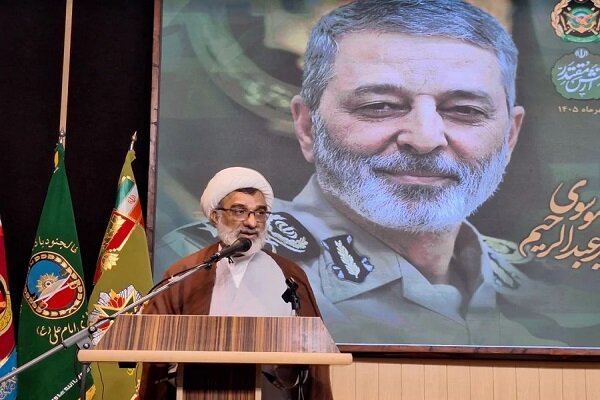 خسروپناه: باید الگوی حکمرانی دفاعی شهید موسوی تهیه و تدوین شود