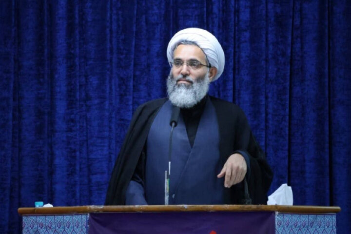 دولت برای جزایر هنگام، لارک و قشم بسته‌های ویژه اقتصادی طراحی کند