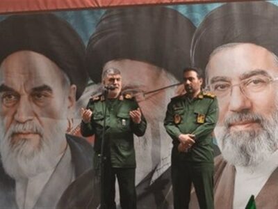 سردار شاکرمی: 16 پایگاه اطلاعاتی آمریکا در منطقه منهدم شد