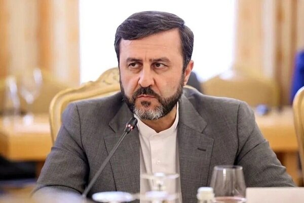 غریب آبادی: مشارکت اروپا در تجاوز به ایران بی‌پاسخ نمی‌ماند