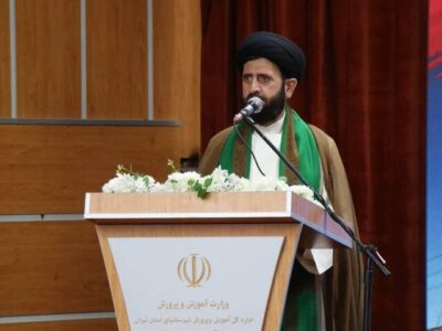امام جمعه قرچک: مسئولین جمهوری اسلامی باید مردم خادم باشند