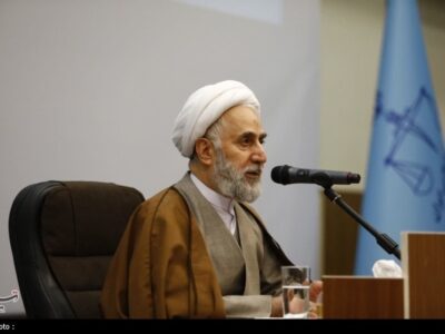 دشمن با نشانه‌گیری حجاب در پی دستیابی به مقاصد پلید خود است