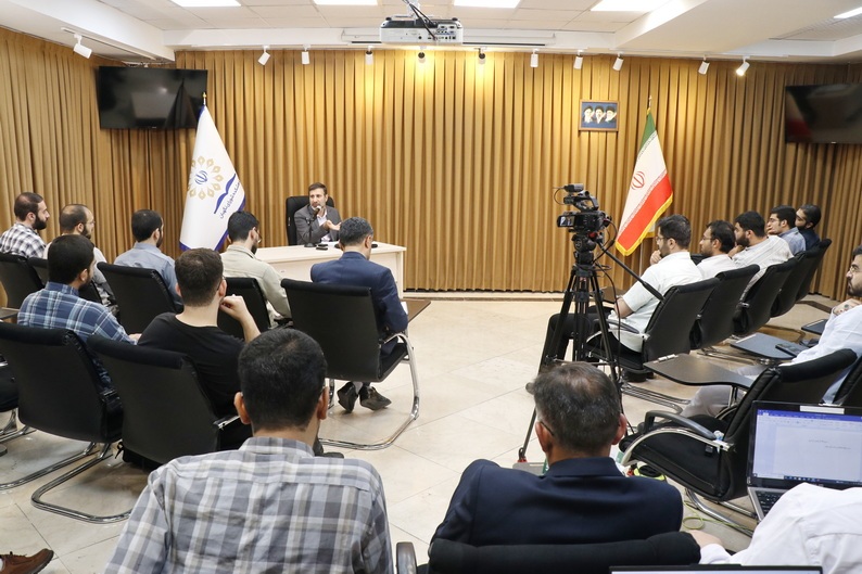 دکتر طحان‌نظیف: سیاست‌های کلی نظام، نقشه راهِ عملیاتی برای ارتقای کیفیت تقنین هستند