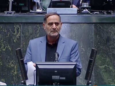 عباسپور: ارزپاشی در شرایط فعلی کشور معنا ندارد